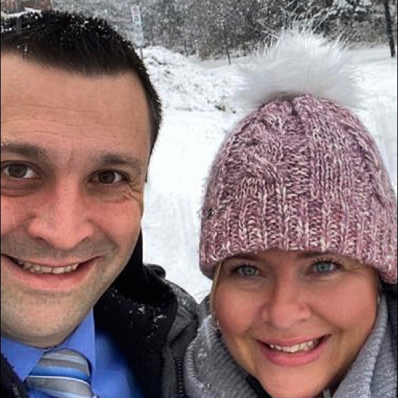 Meet your Posher, Lisa - Picture 1 of 1